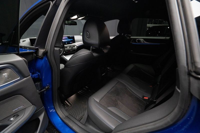 BMW i4 bild 20