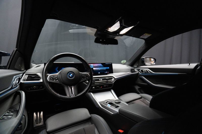 BMW i4 bild 11