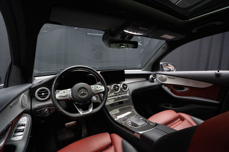 Mercedes GLC300 bild 9