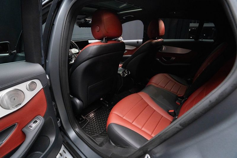 Mercedes GLC300 bild 17