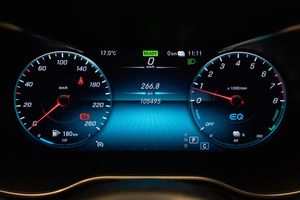 Mercedes GLC300 bild 19