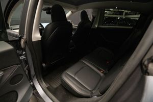 Tesla Model Y bild 20