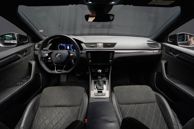 Skoda Superb bild 11
