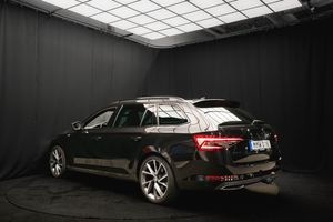 Skoda Superb bild 9