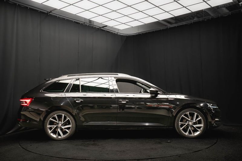 Skoda Superb bild 6