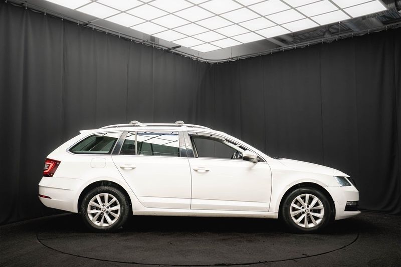 Skoda Octavia bild 5