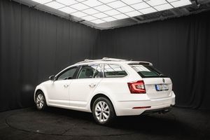 Skoda Octavia bild 8