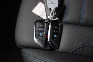BMW i4 bild 26
