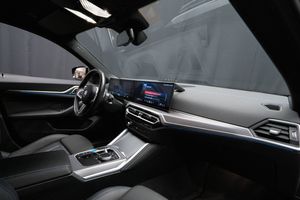 BMW i4 bild 15