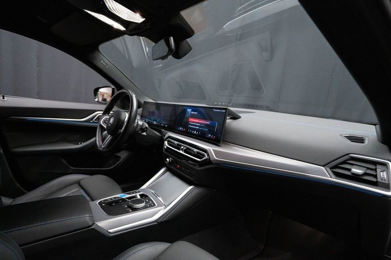 BMW i4 bild 15