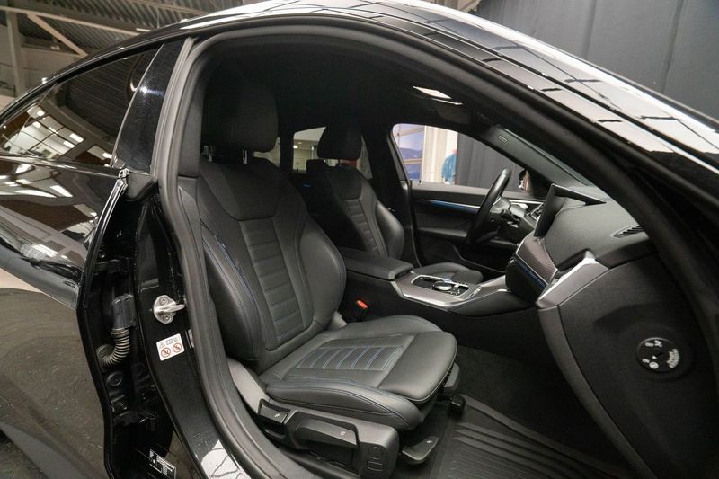 BMW i4 bild 18