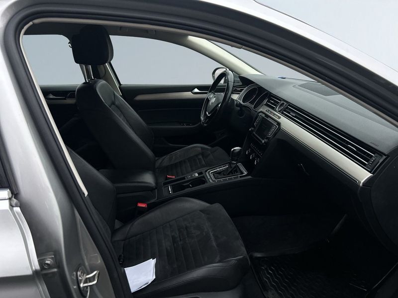 Volkswagen Passat bild 10