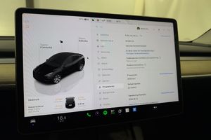 Tesla Model Y bild 14