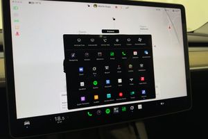 Tesla Model Y bild 17