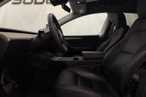 Tesla Model Y bild 7