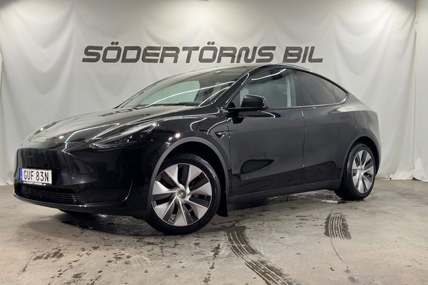 Tesla Model Y Standard Range RWD DRAG AUTOPILOT PANO LÄDER MOMSBIL - 2023