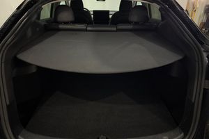 Tesla Model Y bild 23