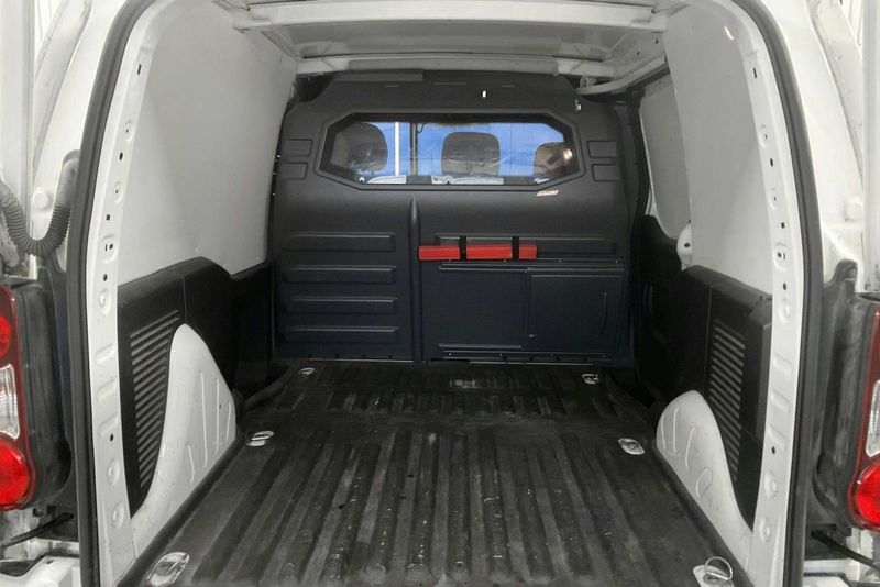 Peugeot Partner bild 9