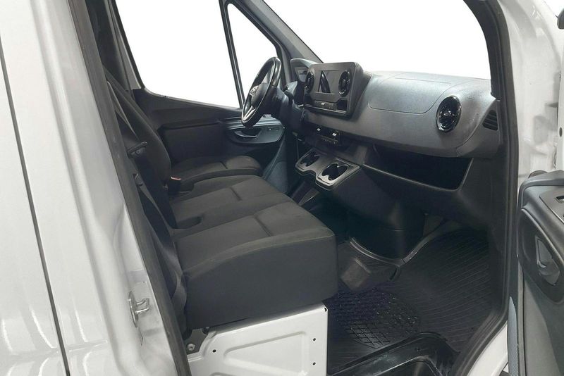 Mercedes Sprinter bild 7