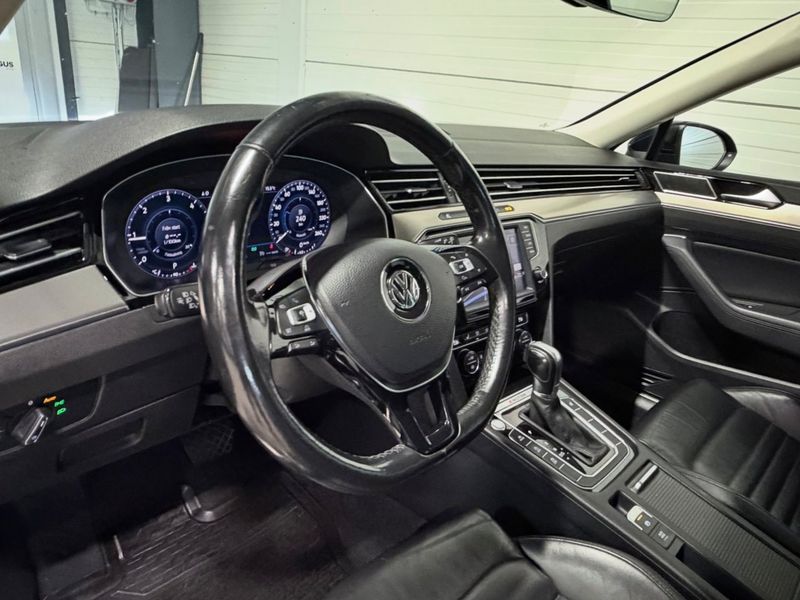 Volkswagen Passat bild 12