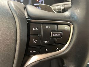 Lexus ES bild 15