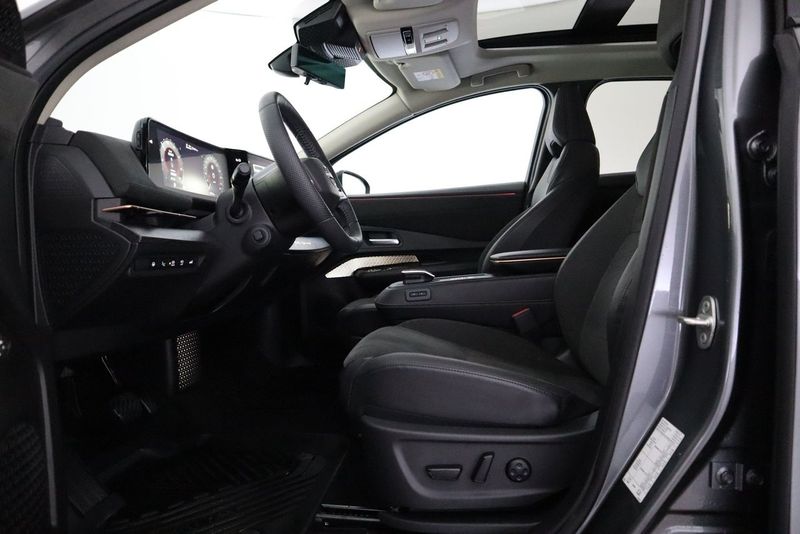 Nissan Ariya bild 12