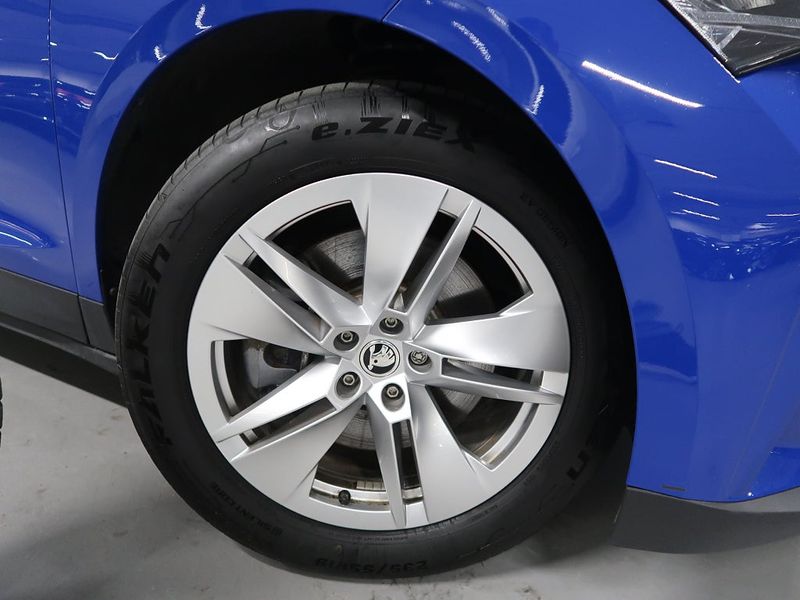 Skoda Enyaq bild 13