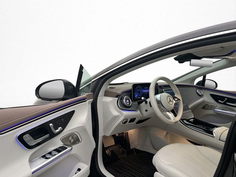 Mercedes EQE350 bild 13