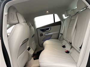 Mercedes EQE350 bild 38