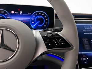 Mercedes EQE350 bild 23