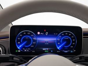 Mercedes EQE350 bild 21