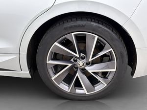Skoda Enyaq bild 36