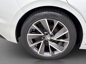 Skoda Enyaq bild 37