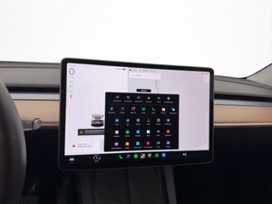 Tesla Model Y bild 31