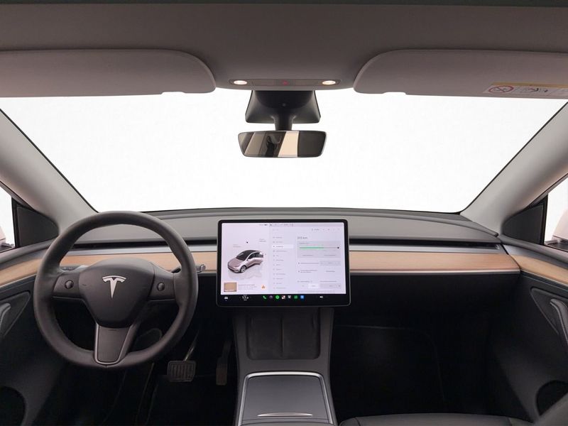 Tesla Model Y bild 19