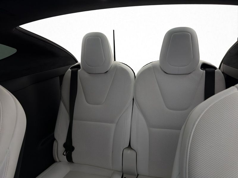 Tesla Model X bild 20