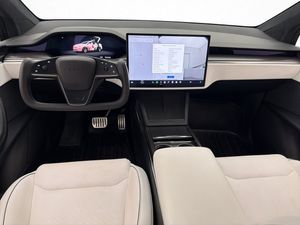 Tesla Model X bild 21
