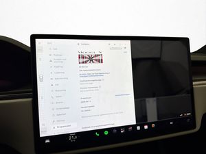 Tesla Model X bild 30