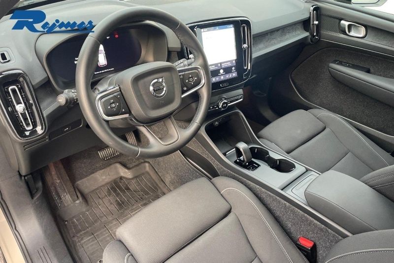 Volvo EX40 bild 9