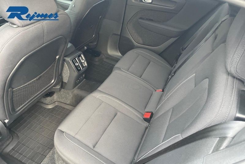 Volvo EX40 bild 18