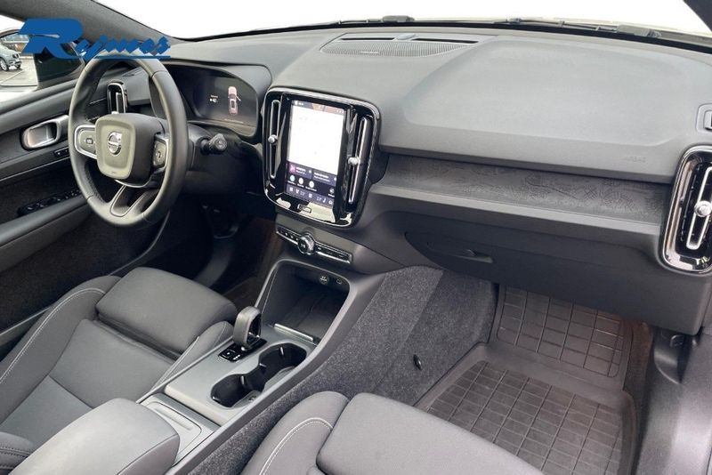 Volvo EX40 bild 10