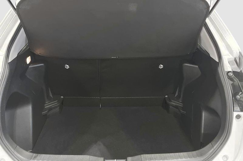 Toyota Yaris Cross bild 11