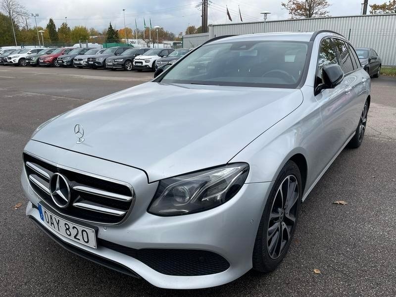 Mercedes E200