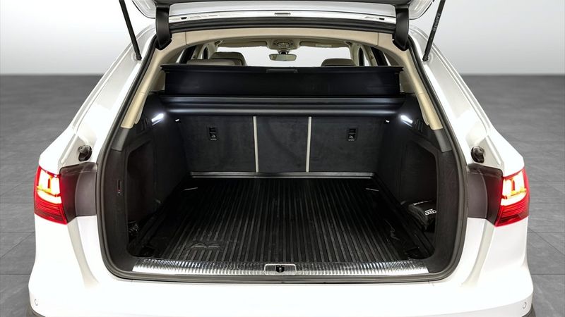 Audi A4 bild 12