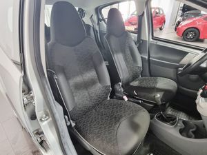 Peugeot 107 bild 19
