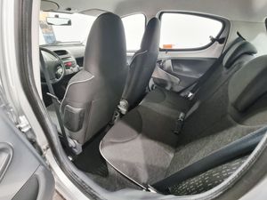 Peugeot 107 bild 11