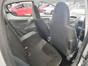 Peugeot 107 bild 21