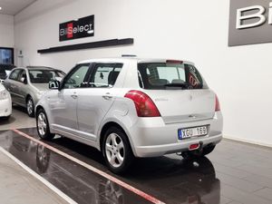 Suzuki Swift bild 12
