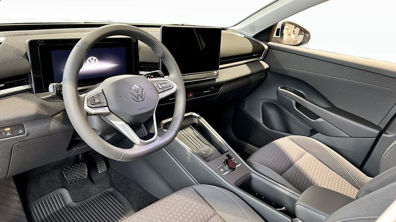 Volkswagen T-Roc bild 7