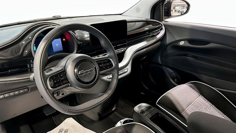 Fiat 500e bild 12